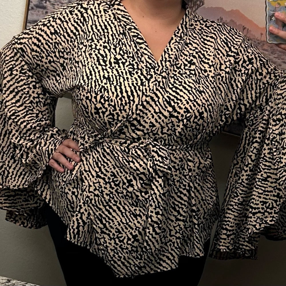 Plus Size Bell Sleeve Top